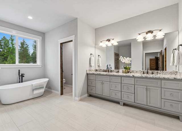 Property at 323 Skookum Rd, Lakeside, MT 59922, 5 beds, 3.5 baths