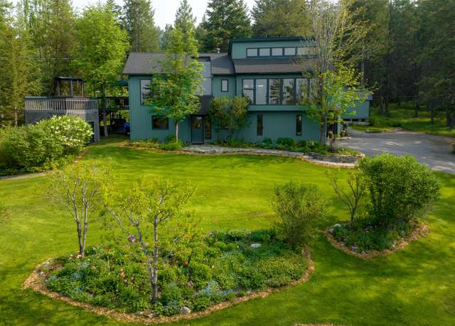 Property at 455 N Foys Lake Dr, Kalispell, MT 59901, 2 beds, 2.5 baths