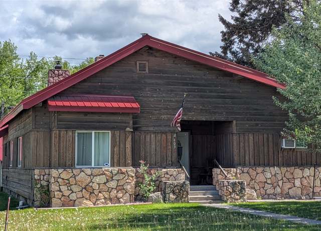Property at 403 Dakota Ave, Libby, MT 59923, 3 beds, 2 baths