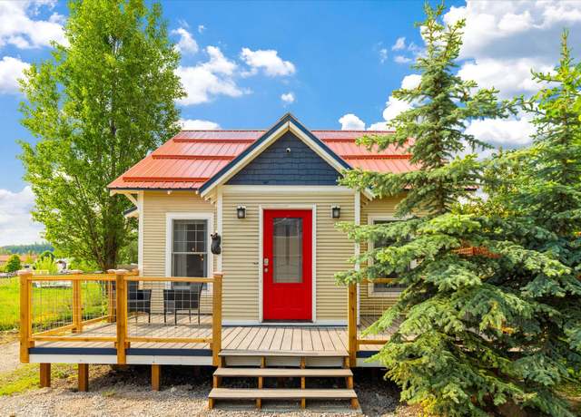 Property at 212 Bierney Crk, Lakeside, MT 59922, 4 beds, 3 baths