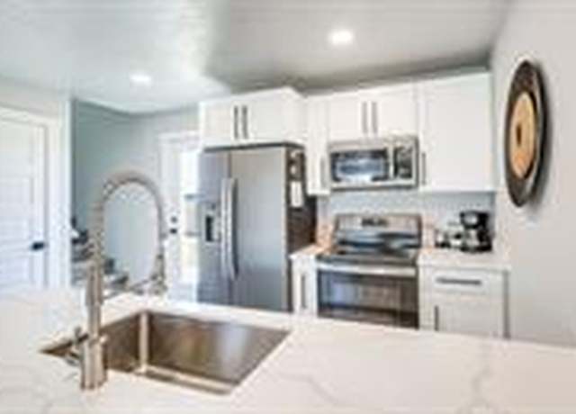 Property at 2402 Castle Pines Dr, Great Falls, MT 59405, 12 beds, 9 baths