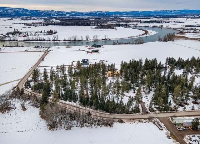 Property at 962 Riverside Rd, Kalispell, MT 59901