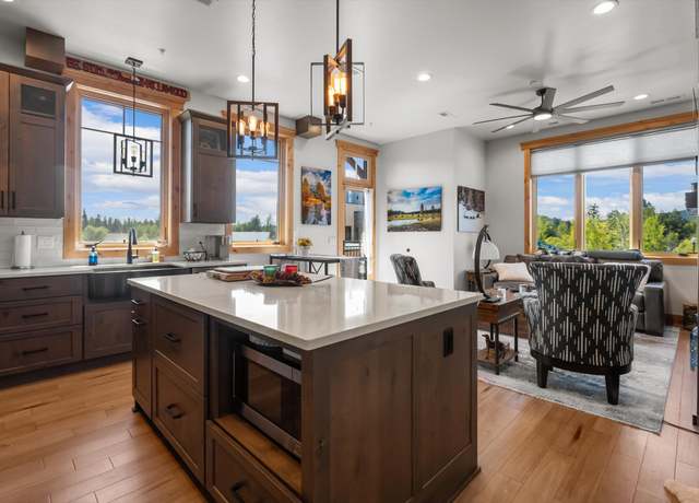 Property at 124 O'brien Ave #202, Whitefish, MT 59937, 2 beds, 2 baths