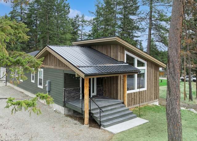 Property at 131 Clothier Ln, Lakeside, MT 59922, 5 beds, 3 baths