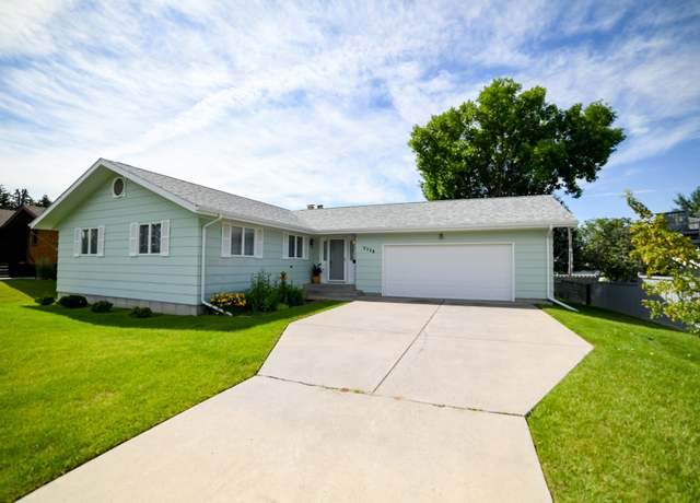 Property at 3528 13th Ave S, Great Falls, MT 59405, 5 beds, 5 baths