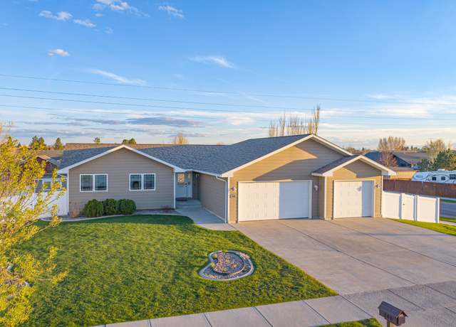 Property at 200 37th Ave NE, Great Falls, MT 59404, 5 beds, 3 baths