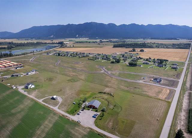 Property at 212 Holbrook Dr, Kalispell, MT 59901