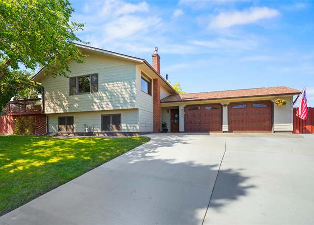 Property at 2010 Westridge Ct, Helena, MT 59601, 4 beds, 2 baths