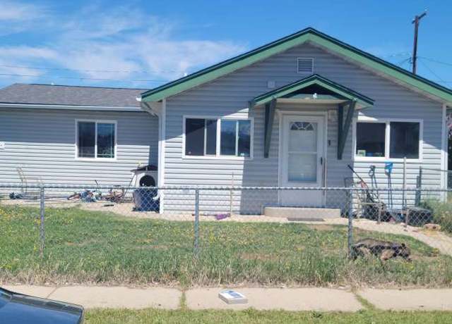 Property at 2617 Harvard Ave, Butte, MT 59701, 3 beds, 2 baths