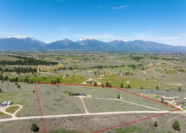 Property at 3851 Reed Butte Rd, Stevensville, MT 59870, 1 bed, 1.5 baths