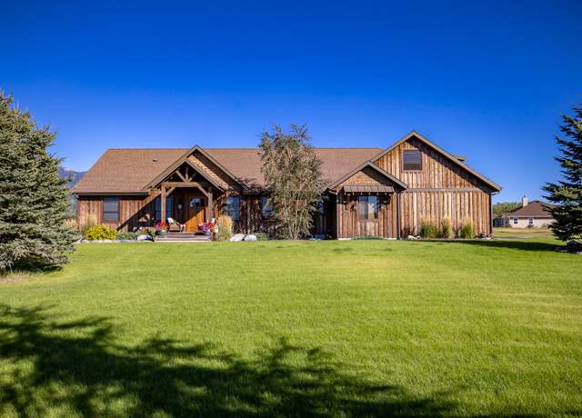 Property at 32 Elk Meadow Ln, Kalispell, MT 59901, 3 beds, 3 baths