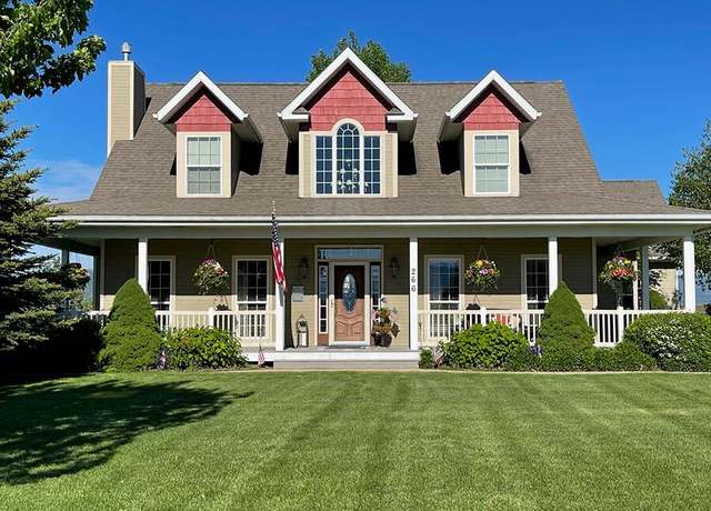 Property at 266 W Bowman Dr, Kalispell, MT 59901, 5 beds, 3.5 baths