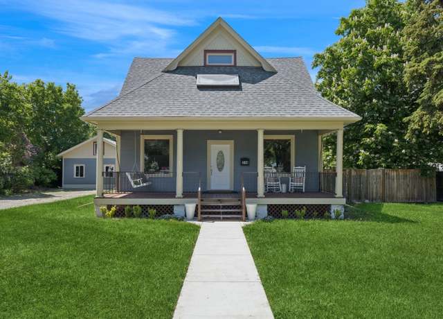 Property at 314 9th Ave W, Kalispell, MT 59901, 4 beds, 3 baths