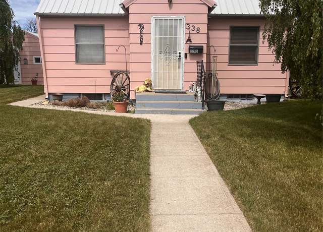 Property at 338 5th Ave SE, Cut Bank, MT 59427, 4 beds, 2.5 baths