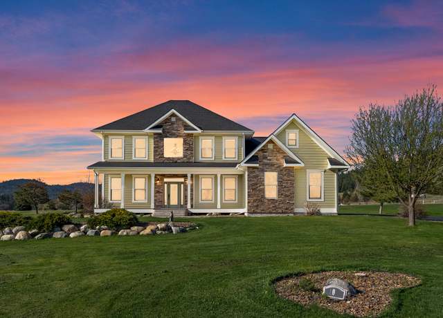 Property at 108 Eagle Crest Ct, Kalispell, MT 59901, 4 beds, 3.5 baths