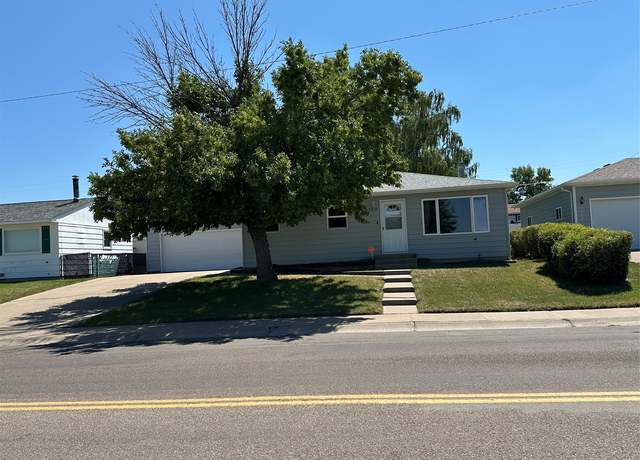 Property at 5312 3rd Ave S, Great Falls, MT 59405, 2 beds, 2 baths