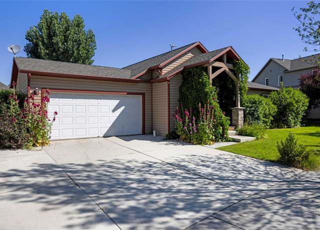 Property at 3846 Lexington Ave, Missoula, MT 59808, 3 beds, 2 baths