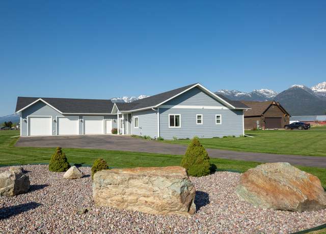 Property at 644 Eisenhower St SE, Ronan, MT 59864, 3 beds, 2.5 baths