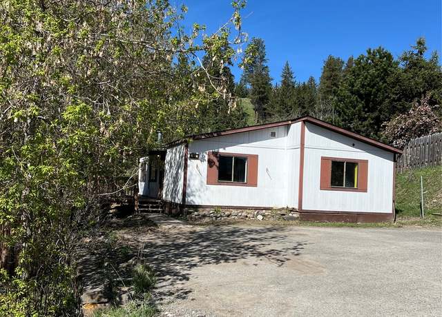 Property at 405 2nd Ave W, Eureka, MT 59917, 3 beds, 2 baths