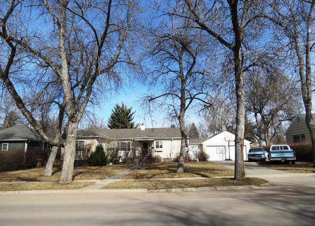Property at 3109 Central Ave, Great Falls, MT 59401, 4 beds, 2 baths