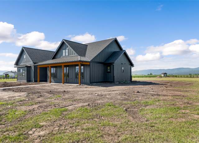Property at 146 Majestic Meadow Ln, Kalispell, MT 59901, 4 beds, 3.5 baths