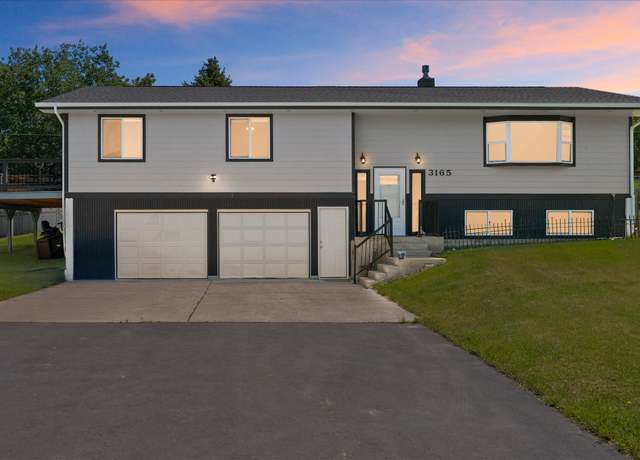 Property at 3165 Lamoreux Ln, Missoula, MT 59803, 4 beds, 3 baths