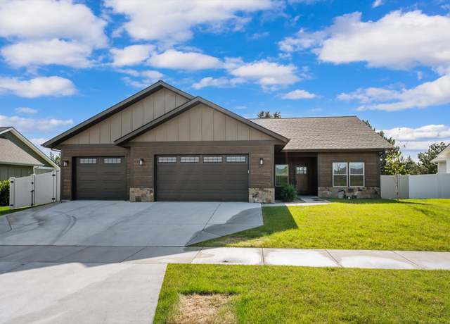 Property at 247 Northland Dr, Kalispell, MT 59901, 5 beds, 3 baths