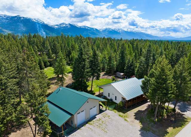 Property at 101 Deerfoot Trl, Kalispell, MT 59901, 4 beds, 3 baths