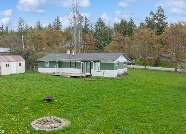 Property at 312 Cougar Trl, Whitefish, MT 59937, 2 beds, 1.5 baths