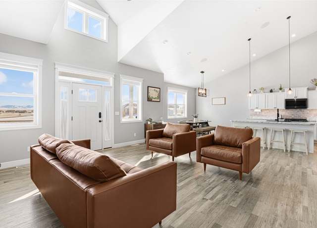 Property at 3 Copper Creek Ln, Great Falls, MT 59405, 5 beds, 3.5 baths