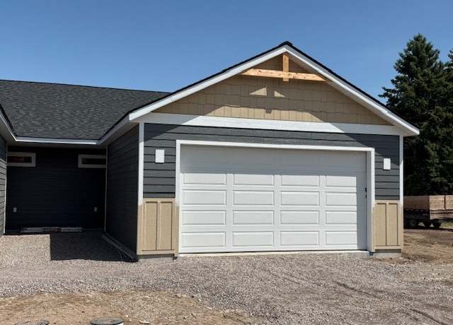 Property at 36 Mackin Ct, Kalispell, MT 59901, 3 beds, 2 baths