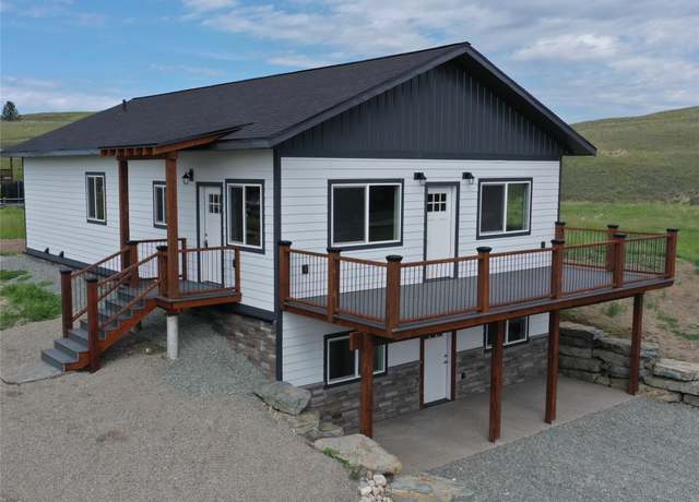 Property at 3805 US Hwy 93 N, Eureka, MT 59917, 3 beds, 3 baths