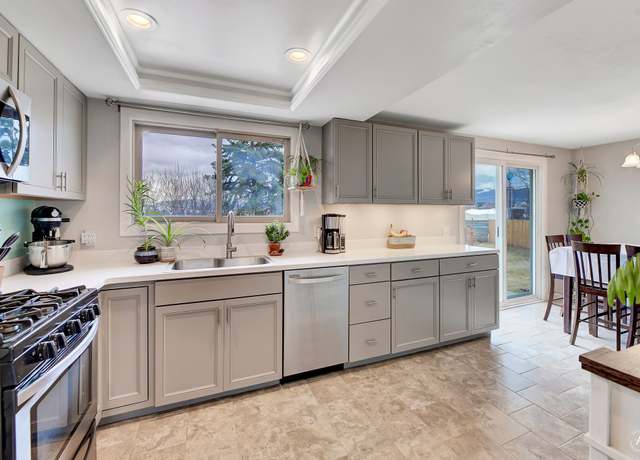 Property at 1565 Beaverhead Rd, Helena, MT 59602, 5 beds, 3 baths