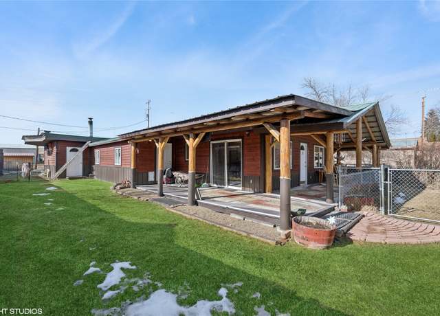 Property at 103 Central Ave, Eureka, MT 59917, 2 beds, 2 baths