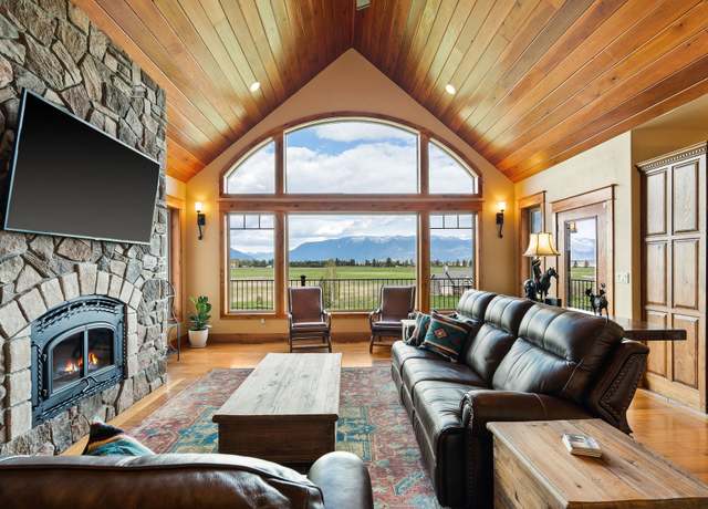 Property at 3503 Longwood Dr, Kalispell, MT 59901, 3 beds, 3.5 baths