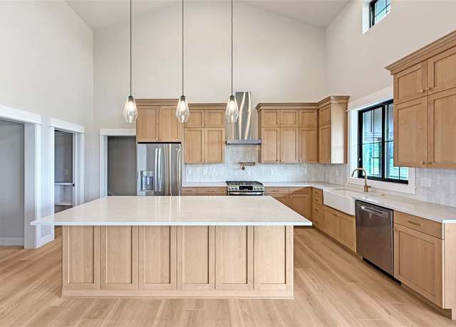 Property at 168 Wood Ridge Dr, Columbia Falls, MT 59912, 4 beds, 3.5 baths