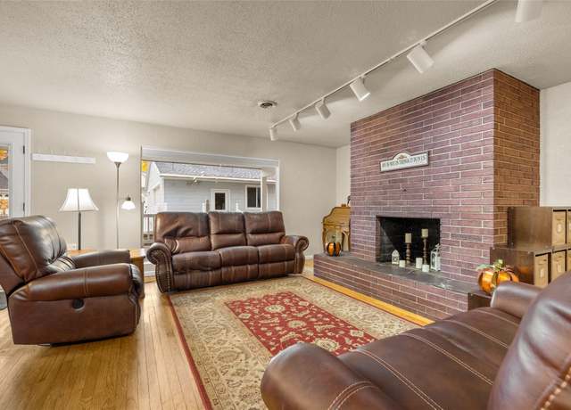 Property at 411 3rd Ave E, Kalispell, MT 59901, 5 beds, 2 baths