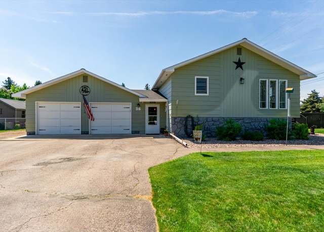 Property at 36 Winchester St, Kalispell, MT 59901, 3 beds, 2 baths