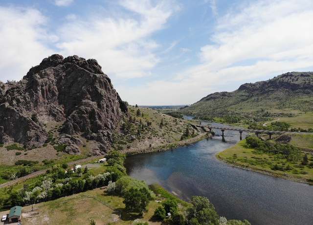 Property at 71 Seibold Ln, Cascade, MT 59421, 4 beds, 2 baths