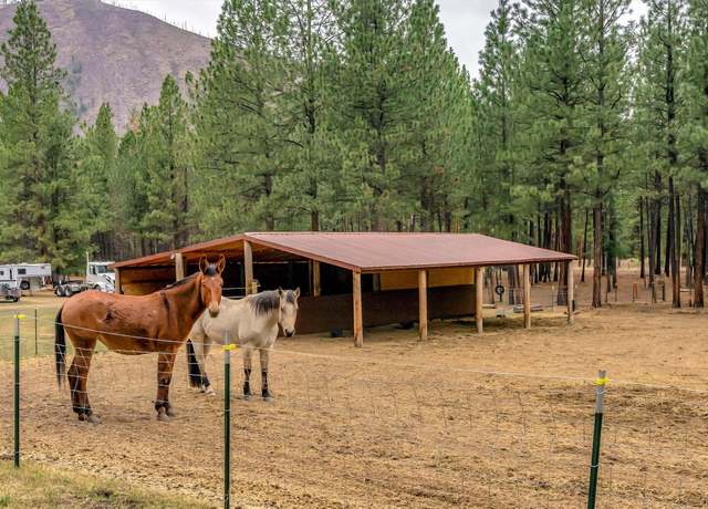 Property at 847 Plateau Rd, Alberton, MT 59820, 3 beds, 2.5 baths