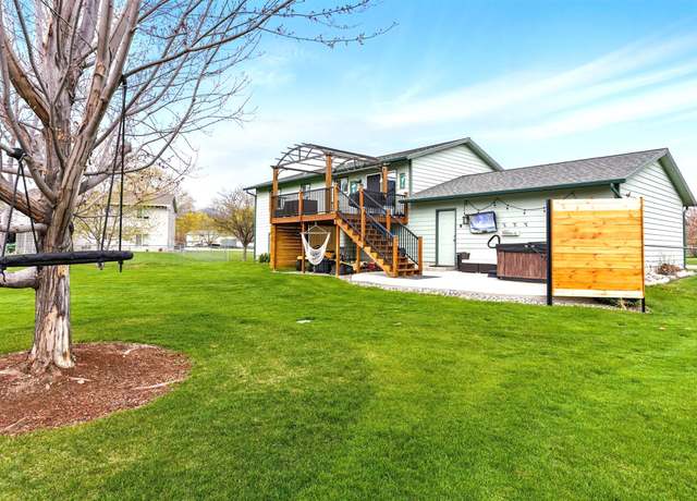Property at 6595 Ruby Ln, Lolo, MT 59847, 4 beds, 2 baths