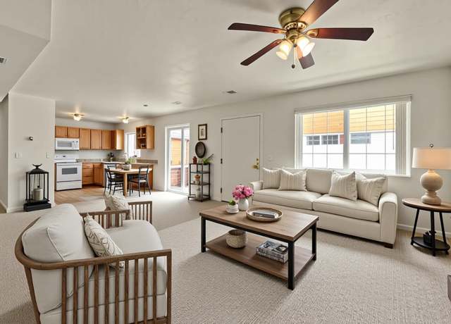 Property at 3804 4th Ave N, Great Falls, MT 59405, 2 beds, 2.5 baths