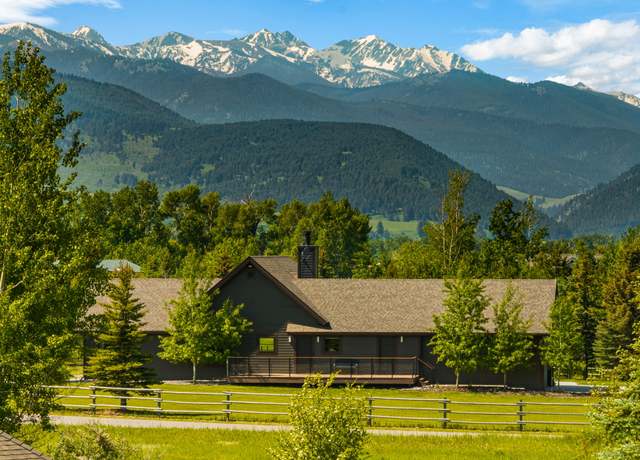 Property at 100 N Low Bench Rd, Gallatin Gateway, MT 59730, 3 beds, 2 baths