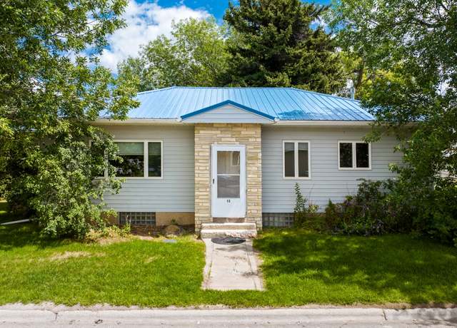 Property at 13 4th St N, Fairfield, MT 59436, 3 beds, 3 baths
