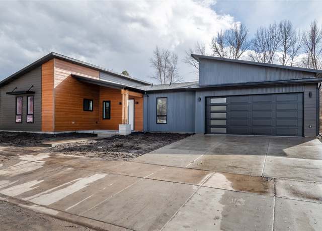 Property at 5567 Golf Dr, Lolo, MT 59847, 4 beds, 2.5 baths