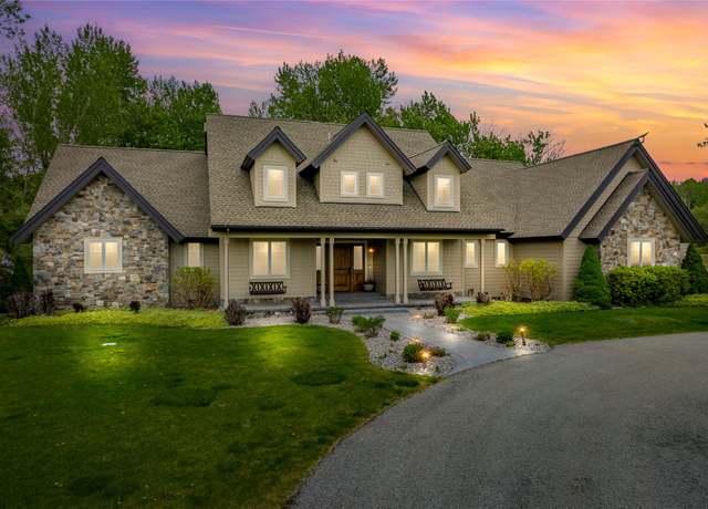 Property at 980 Rainbow Ridge Rd, Hamilton, MT 59840, 3 beds, 4.5 baths