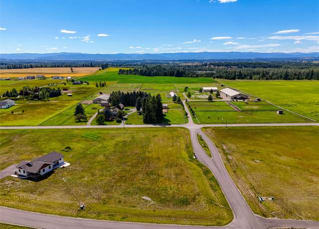 Property at 1012 Green Valley Ct, Columbia Falls, MT 59912