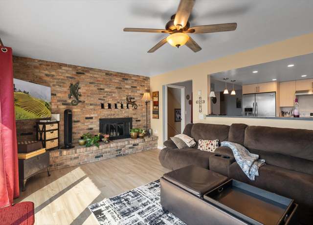 Property at 345 W Utah St #4, Kalispell, MT 59901, 3 beds, 2.5 baths