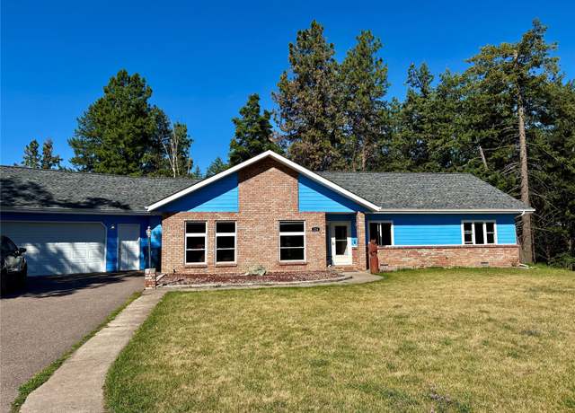 Property at 224 Crestview Dr, Bigfork, MT 59911, 3 beds, 2.5 baths