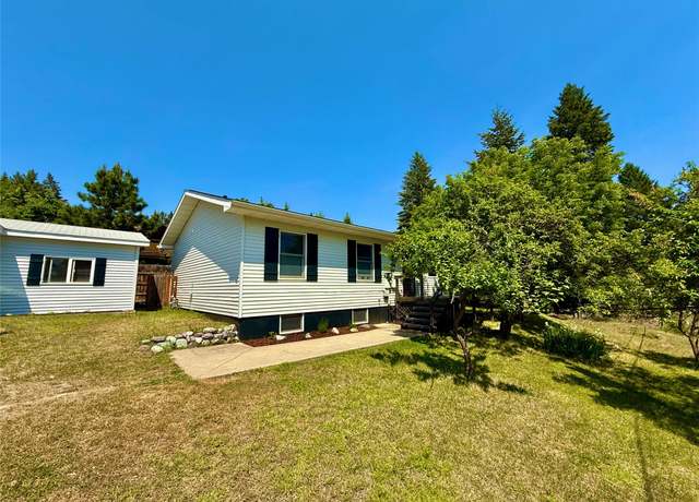 Property at 400 Iowa Ave, Whitefish, MT 59937, 4 beds, 3 baths